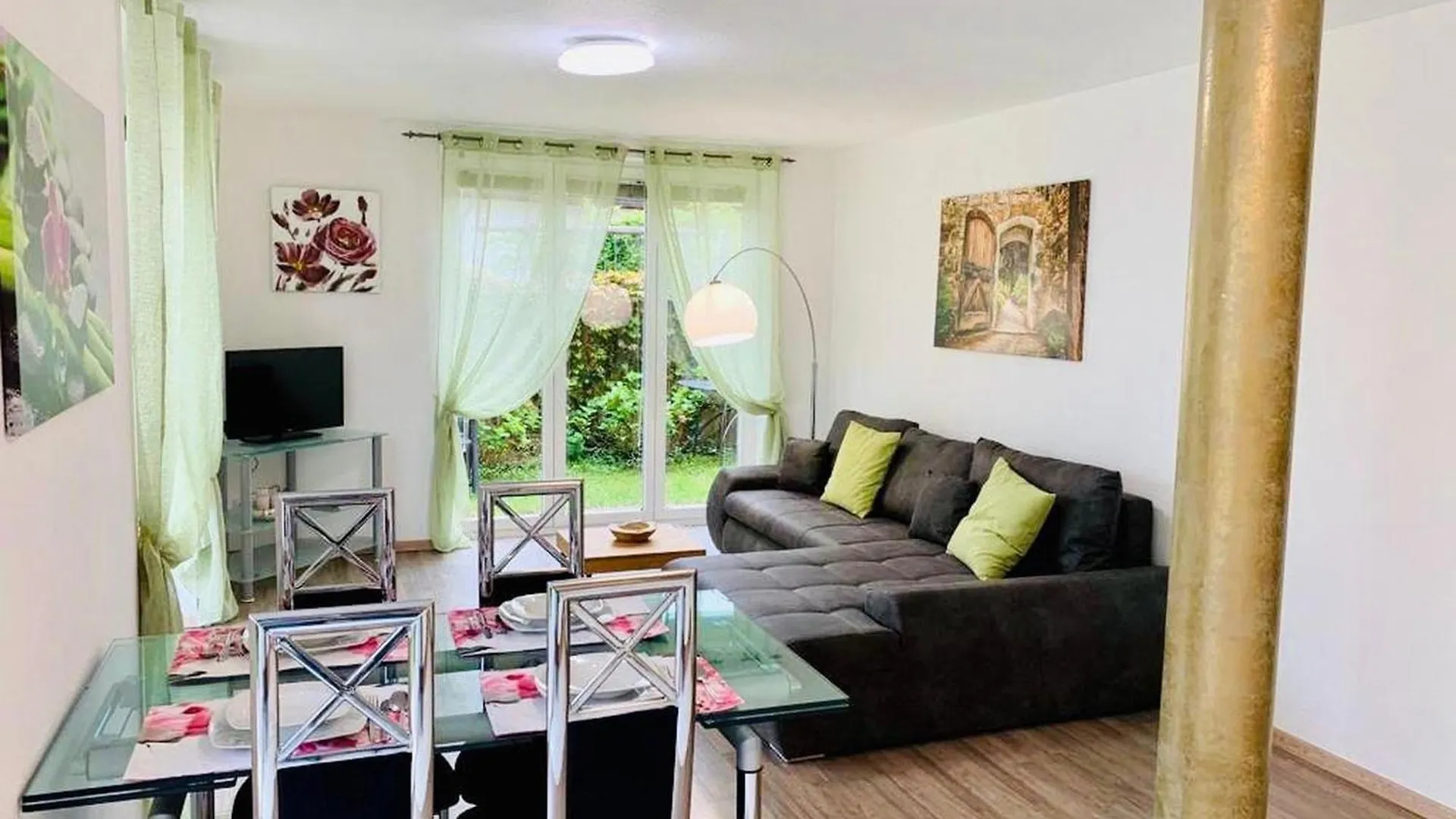 H N H Ferienwohnung Lindau  Germany